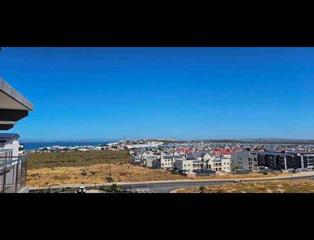 2 BEDROOM APARTMENT FOR SALE IN OLIFANTSKOP